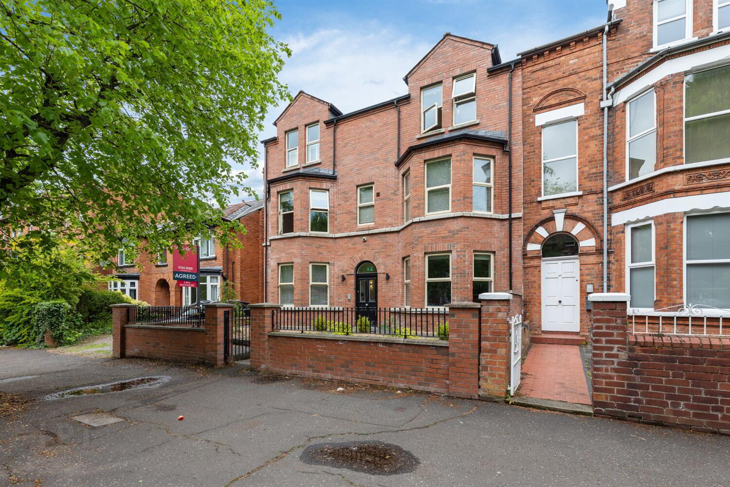 Apt 6, 49 Ulsterville Avenue 1 of 14