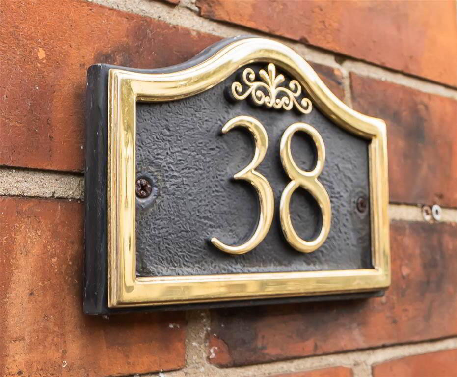 38 St James's Crescent 3 of 22