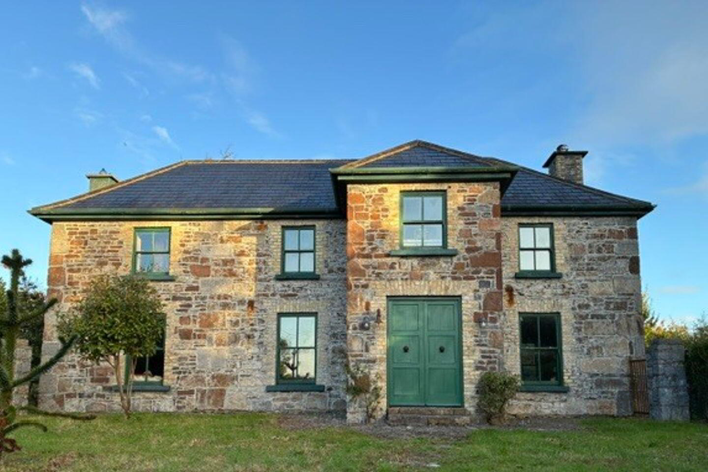 Rayconor House, Gurtymadden 1 of 36