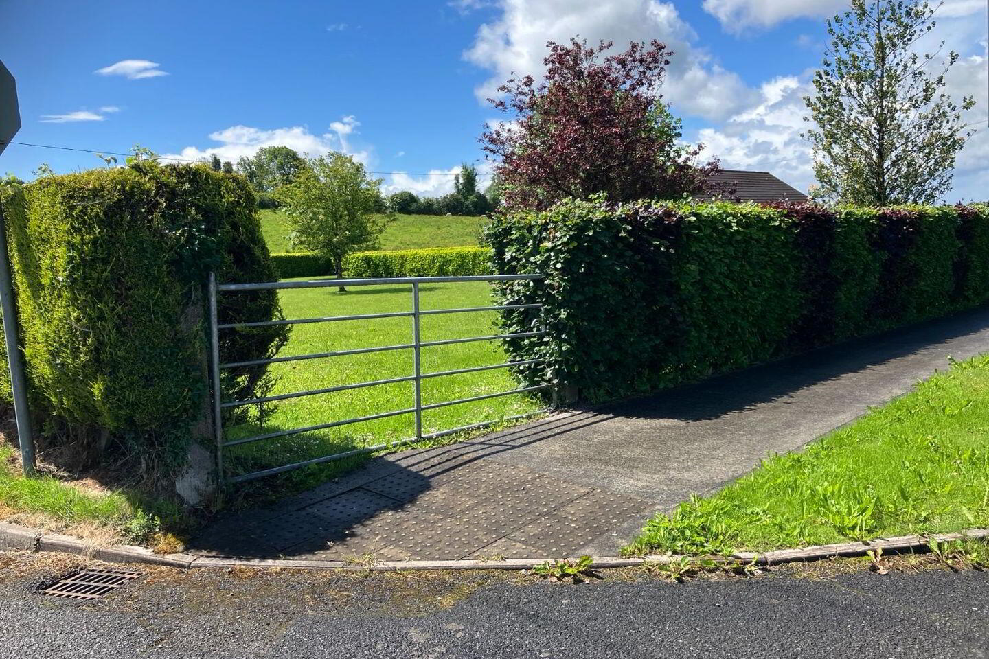 Longford Road (, R 194) 1 of 4