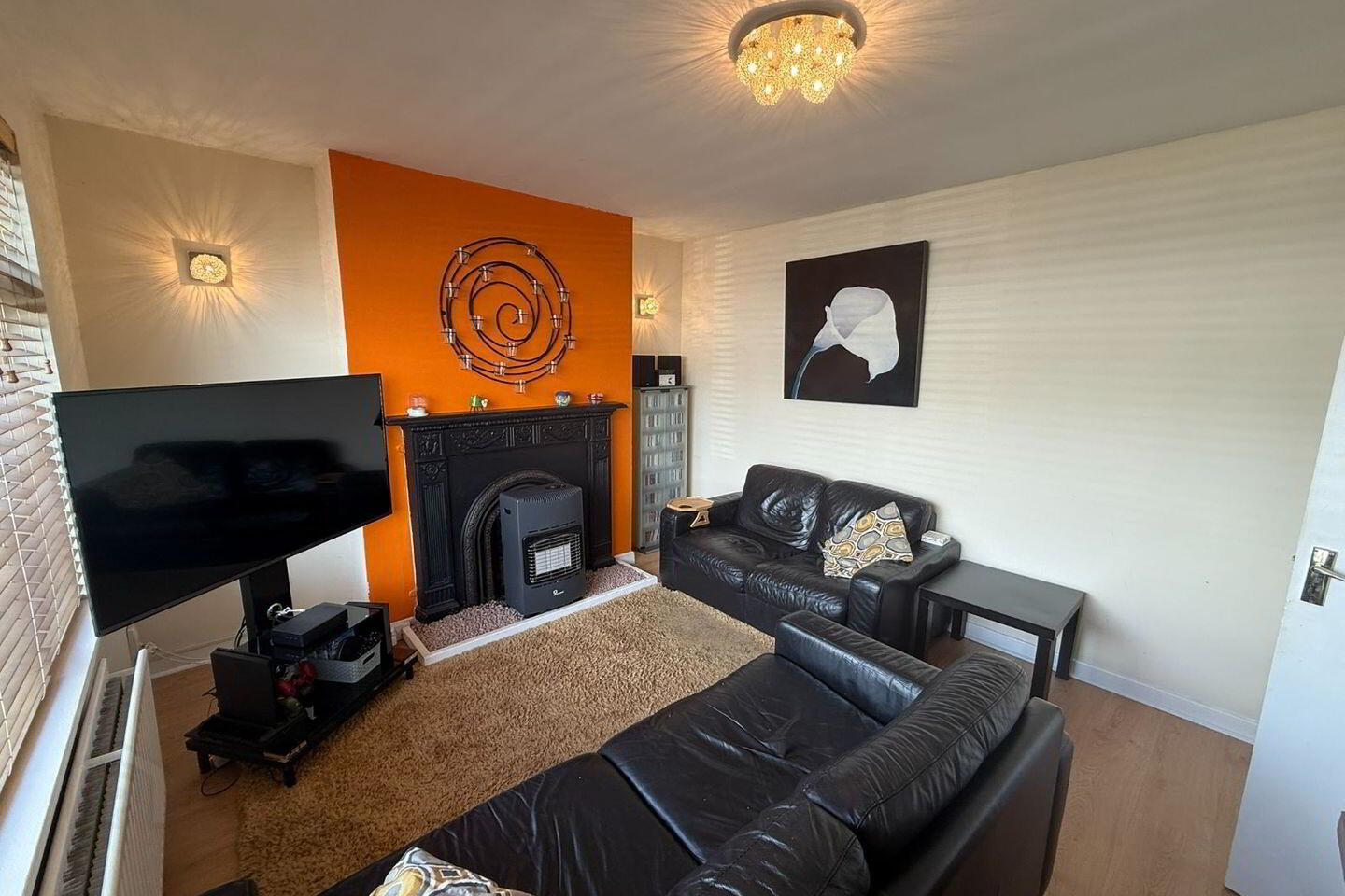 81 Rosewood 2 of 12
