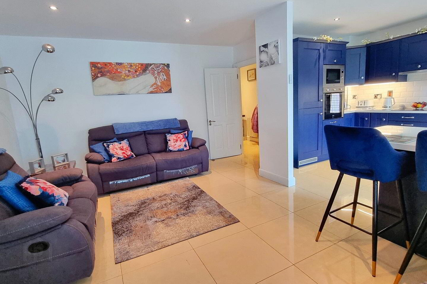 28 Ellensborough Lodge 23 of 24