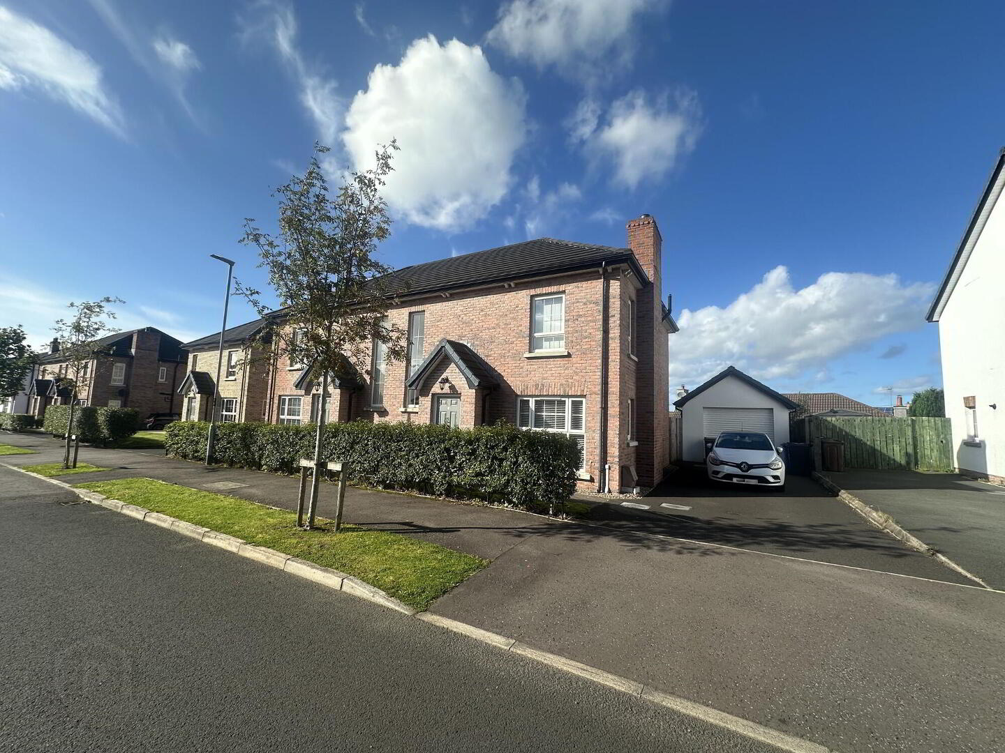 23 Paddock Lane 1 of 29