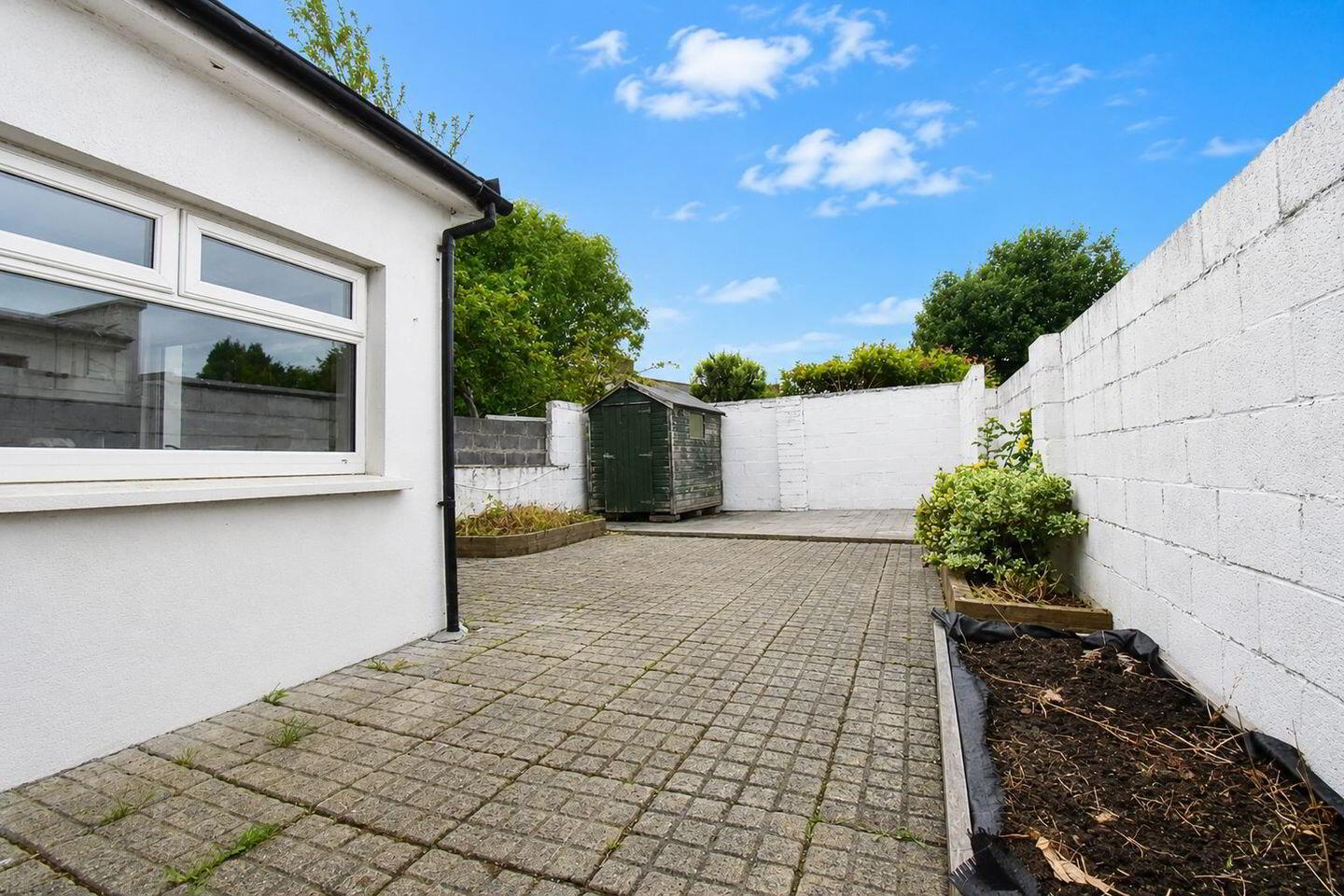 6 Carleton Road 11 of 12