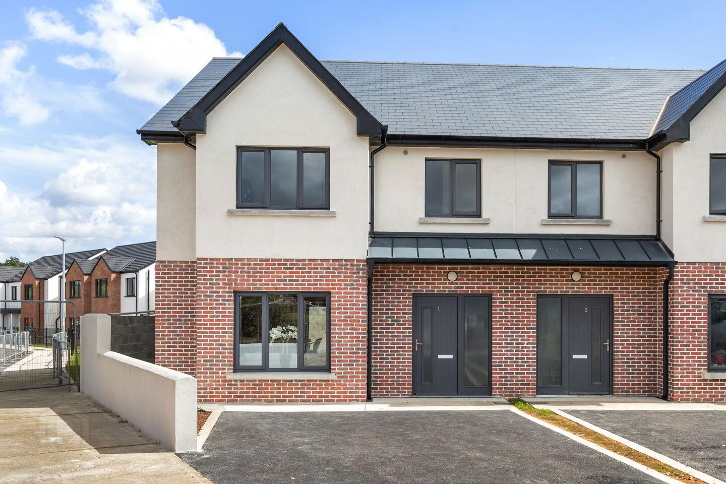 1 Forest Close ( Showhouse) 1 of 18