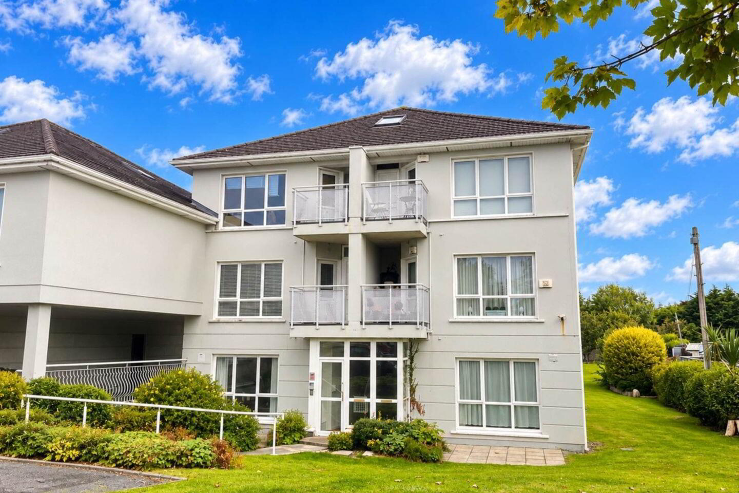 Apt 4, Coill Mhara 1 of 22
