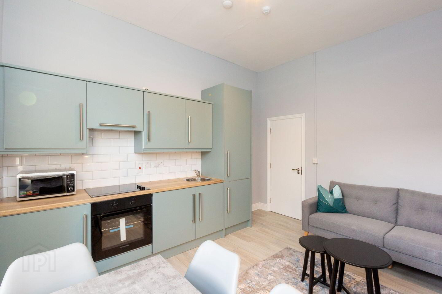 15 & 16 Dufferin Avenue 70 of 70