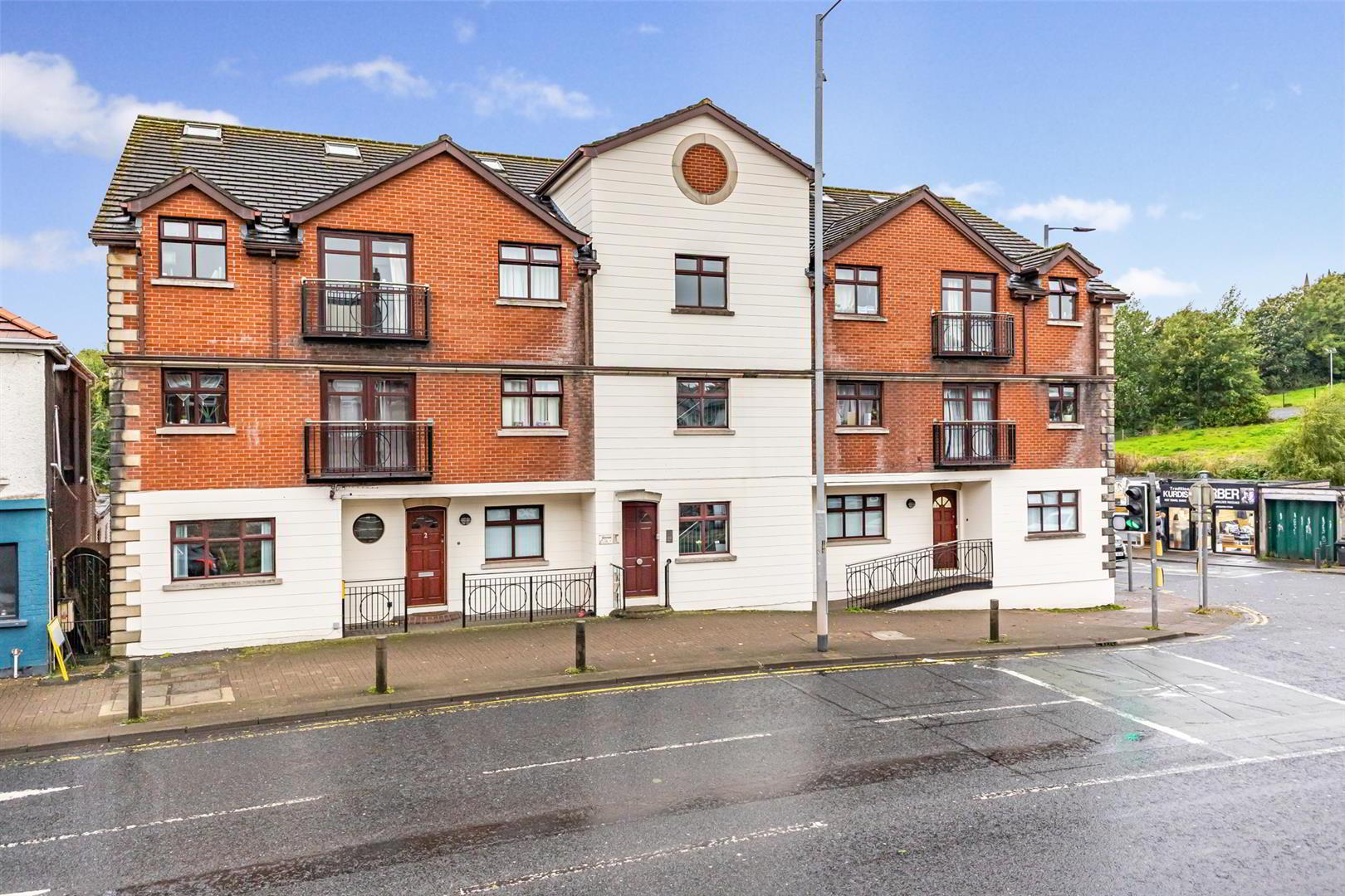 12 Normandy Court 2 of 23