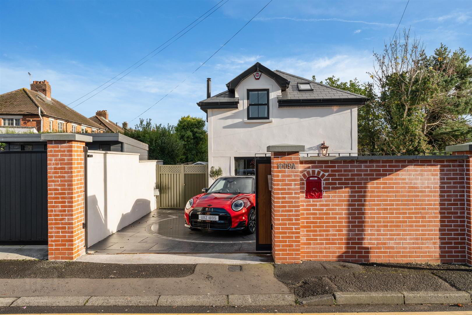1009a Upper Newtownards Road 2 of 29