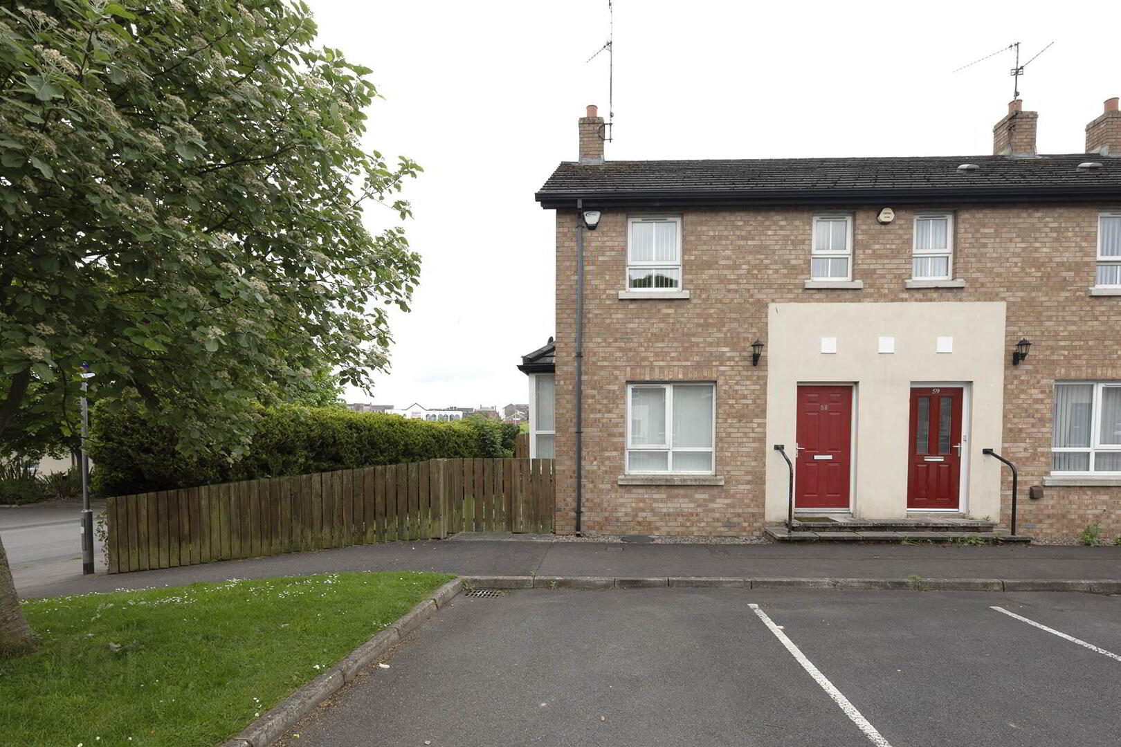 58 Castle Lane Mews 2 of 16