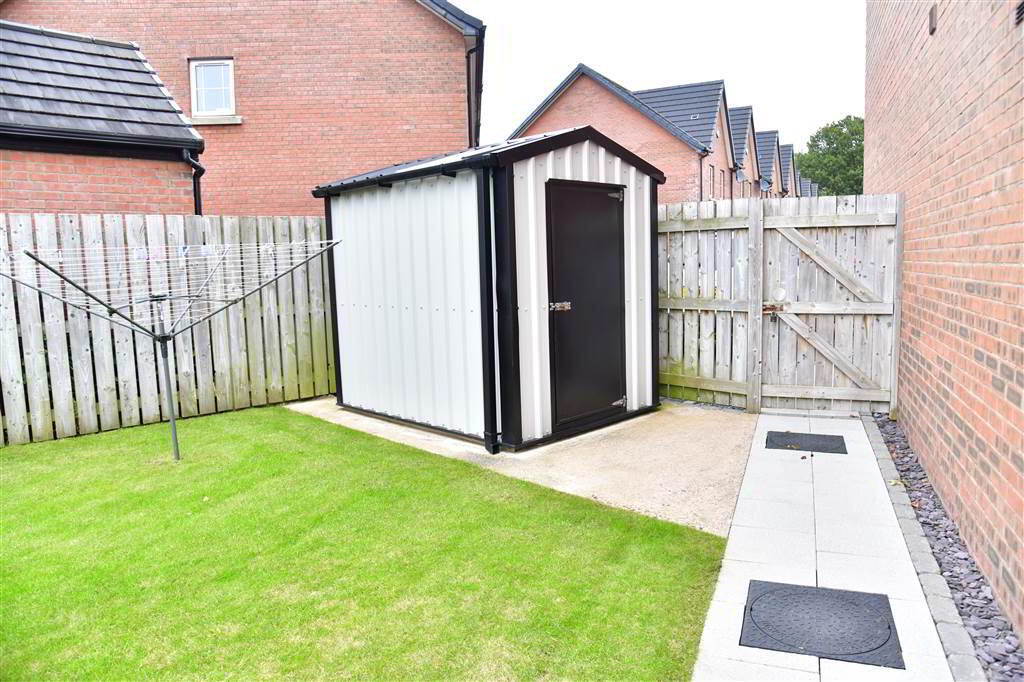 17 Windrush Manor 22 of 23