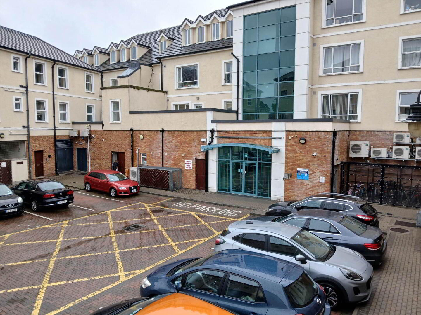 12 Irishtown Central 2 of 18