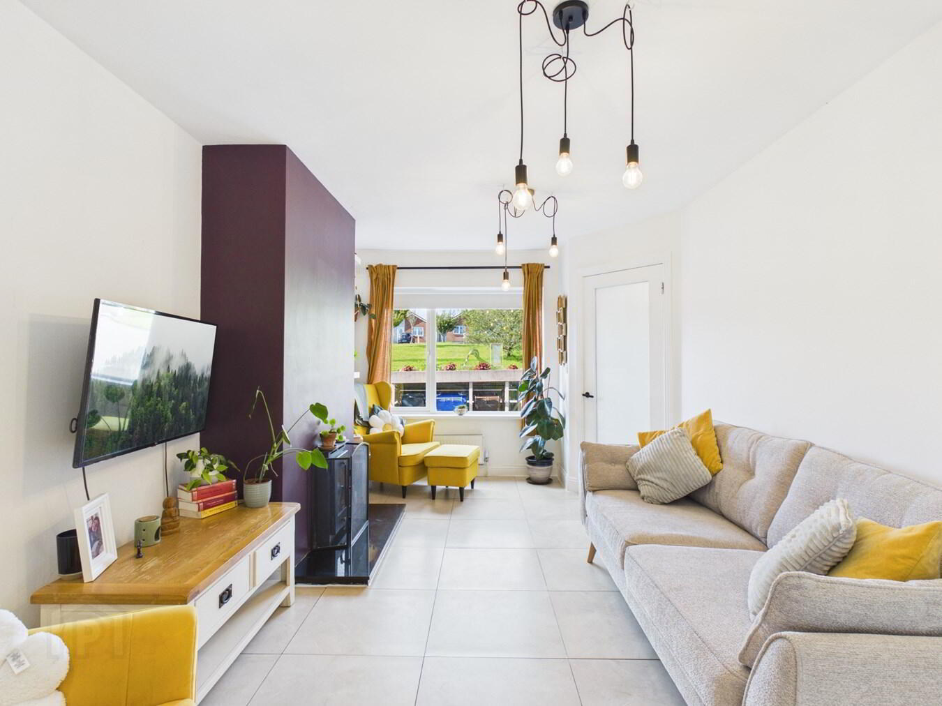 3 Newtown Mews 2 of 33
