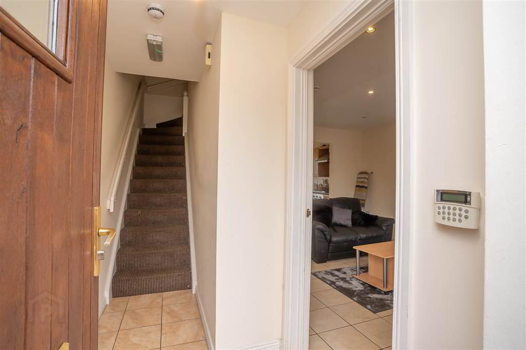 83 Great Northern Street 2 of 22