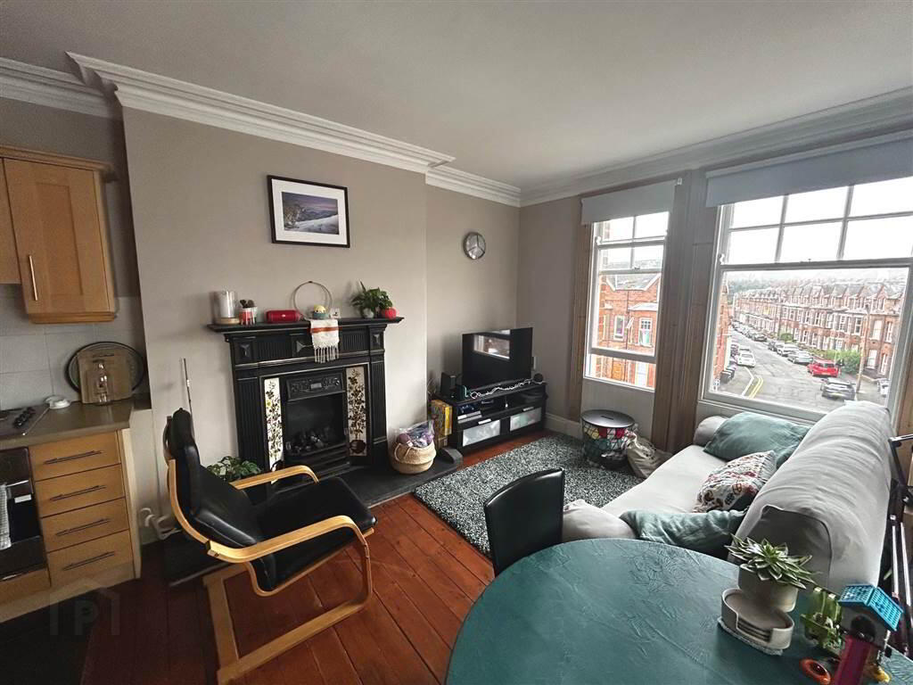 7, 1a Sandhurst Drive 3 of 8
