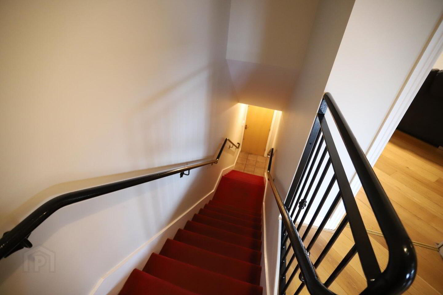Apt 216, Coill Tíre 3 of 21