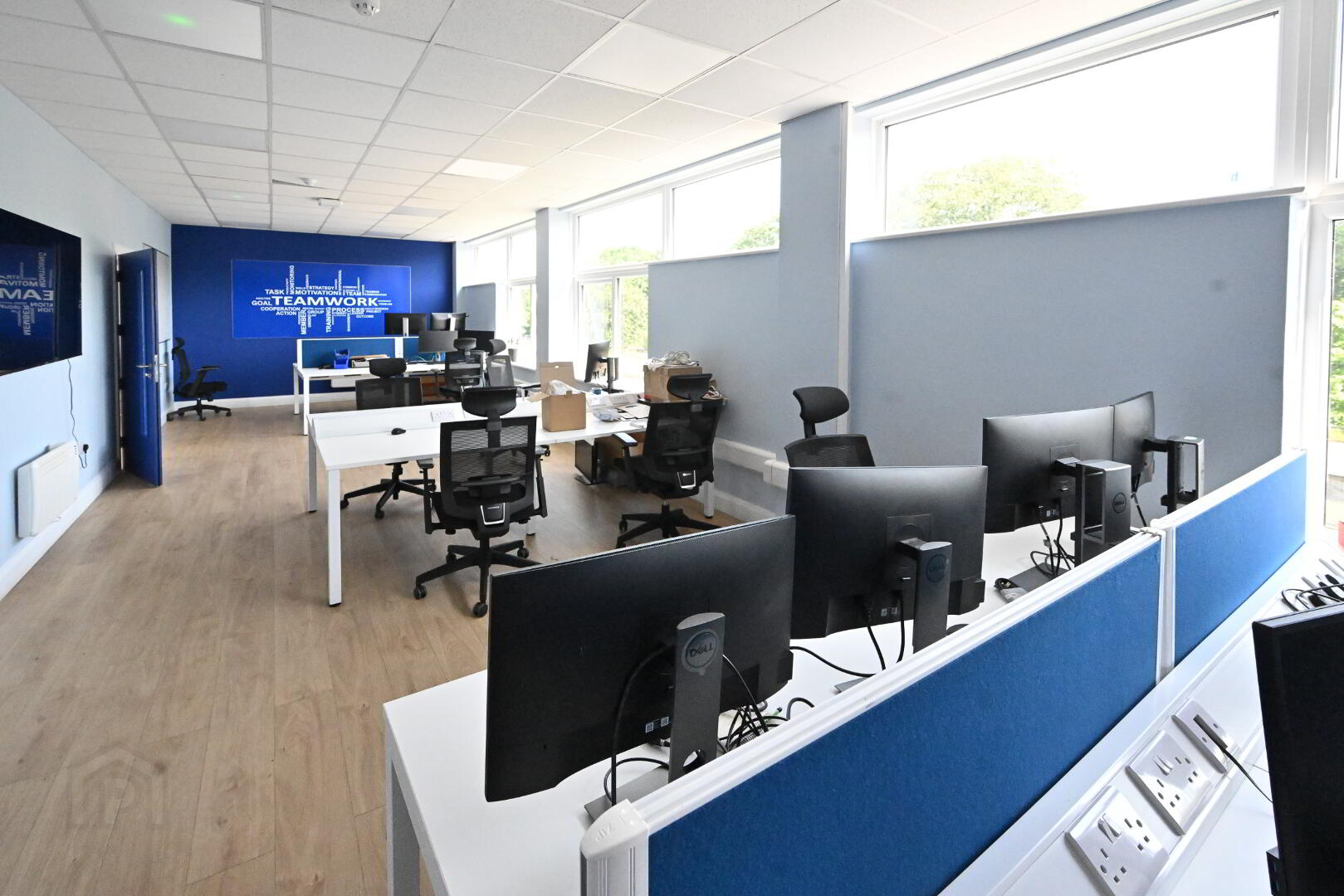 Unit 5, Greenbank Industrial Estate, Ballinacraig Way 5 of 6