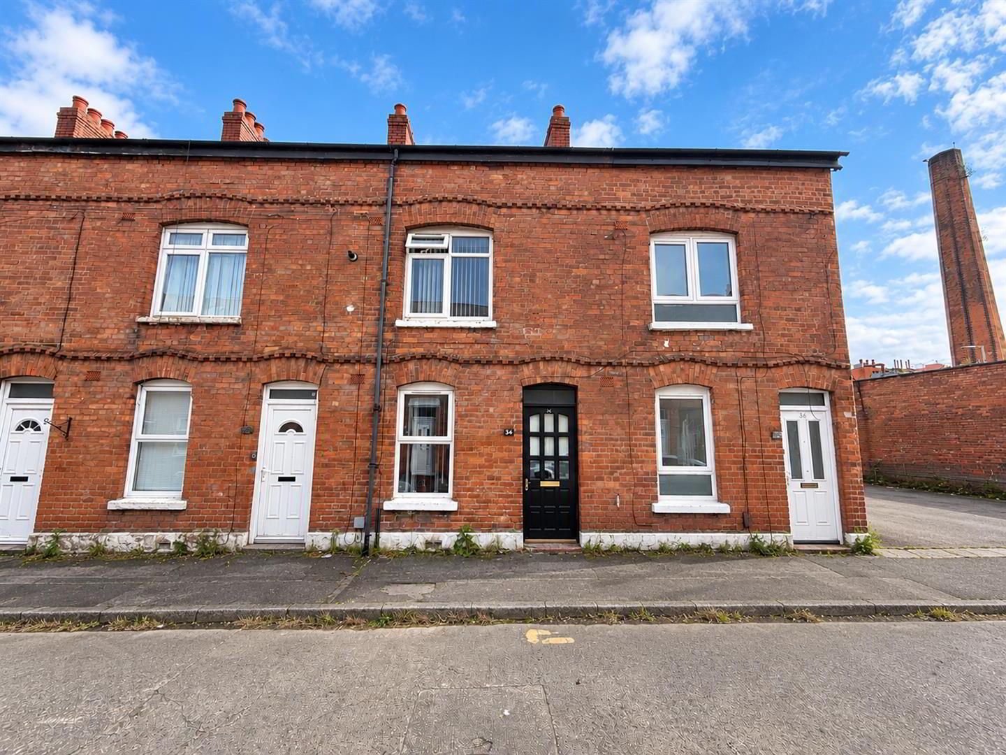 34 Thalia Street 1 of 8