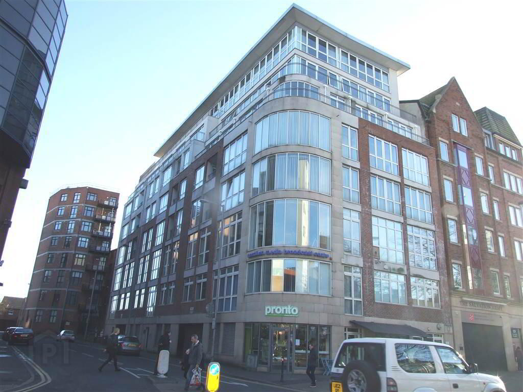 8 Shaftesbury Court 1 of 14
