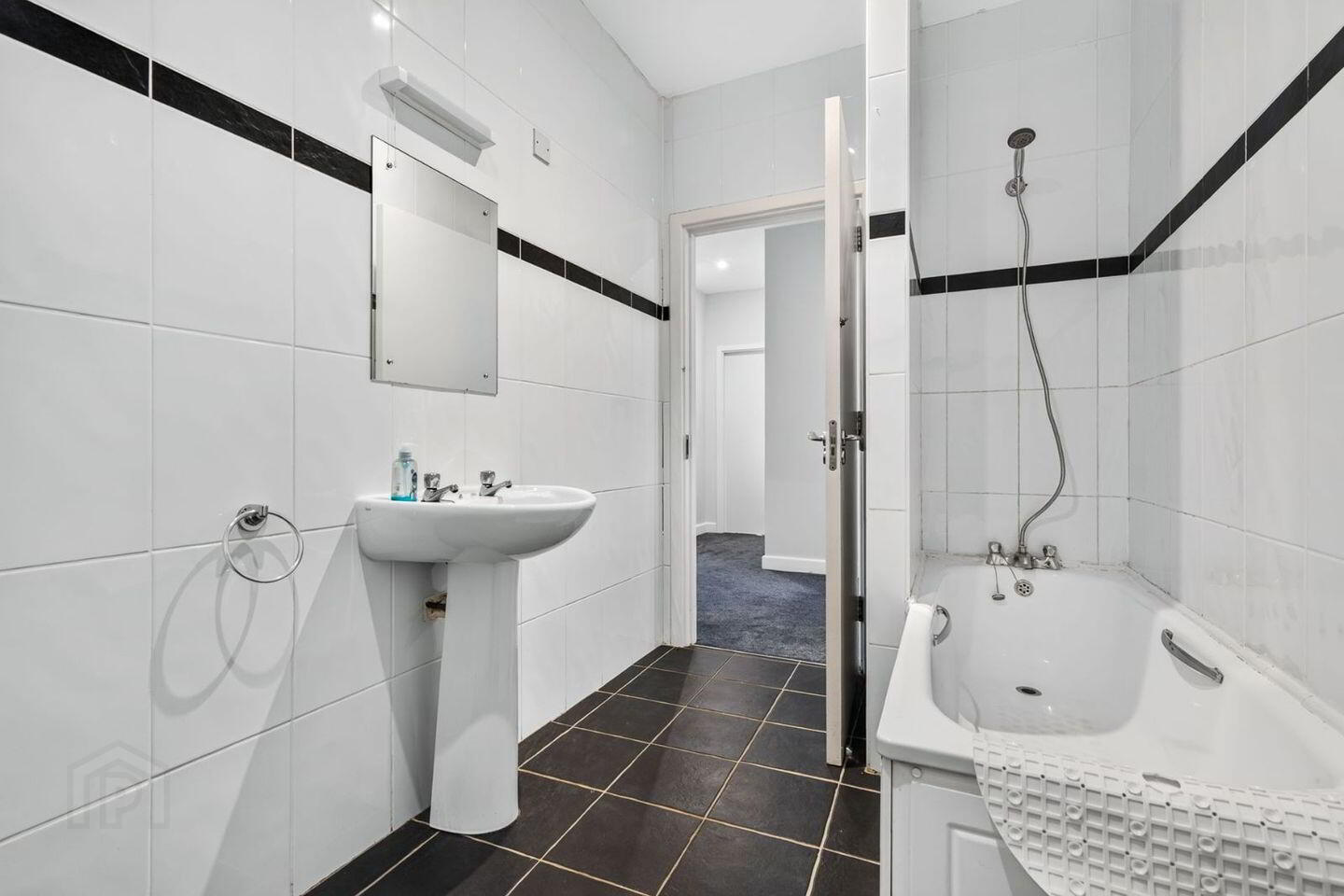 Apartment 1 Cois In Bhear 30 of 31