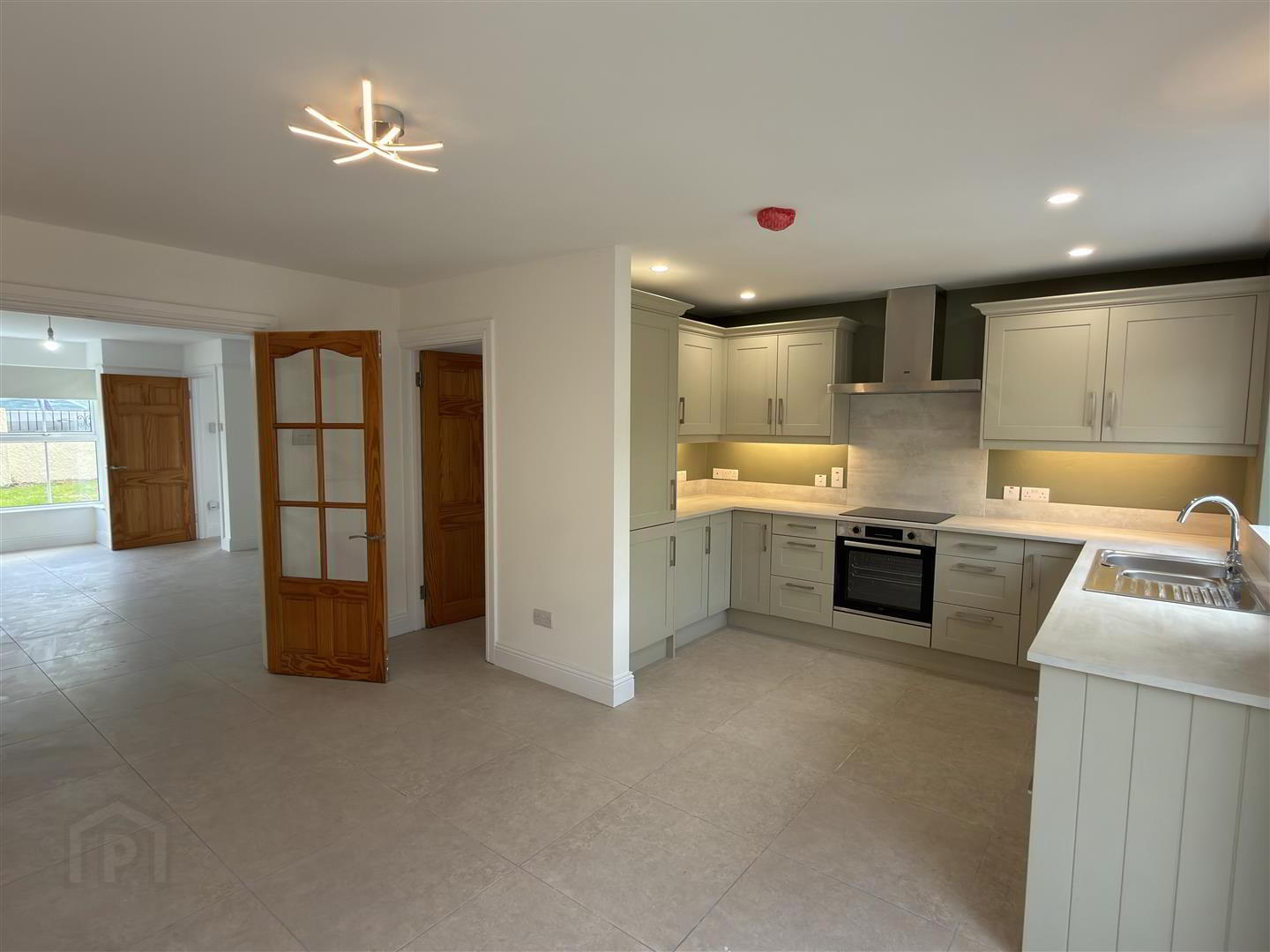 4 Shan Slieve Court 3 of 6