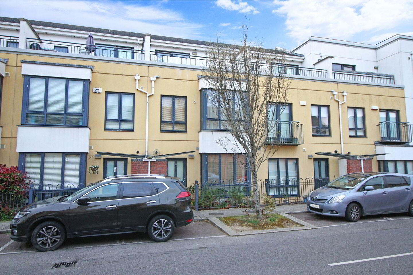 10 Myrtle Close 2 of 2