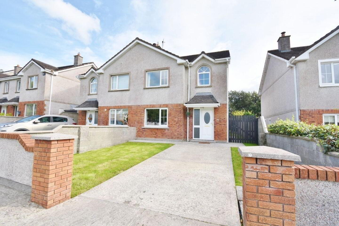 5 Racecourse Heights 1 of 28