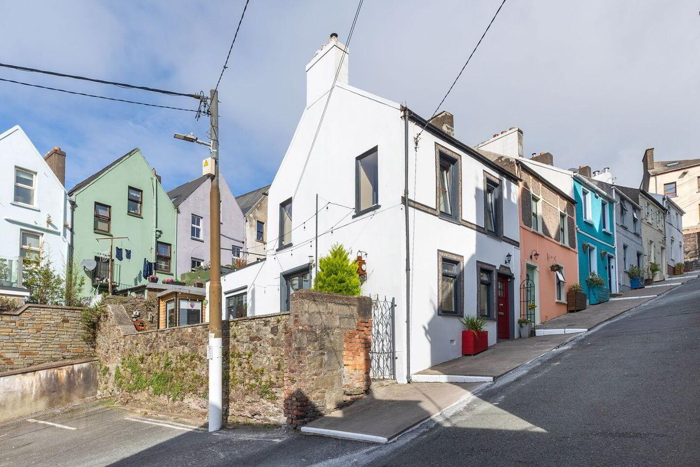 12 Lower Midleton Street 3 of 33
