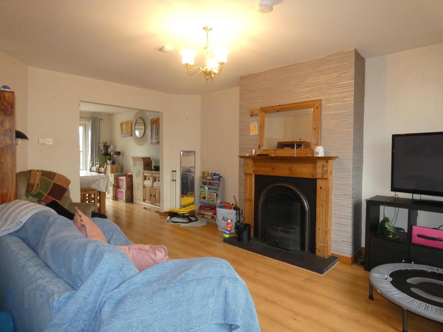 44 Millfields 3 of 14