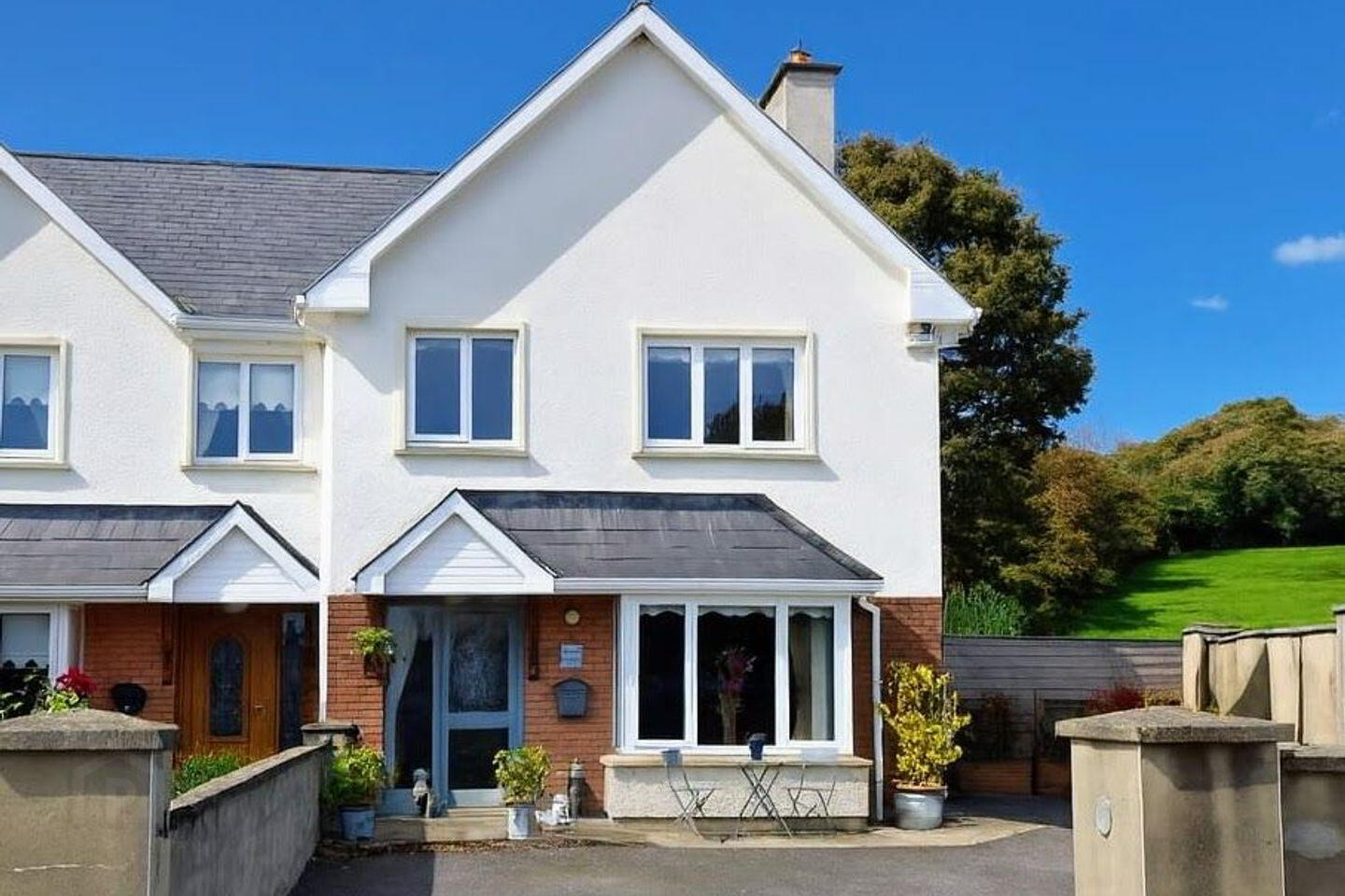 4 Ard Na Carrig 1 of 22