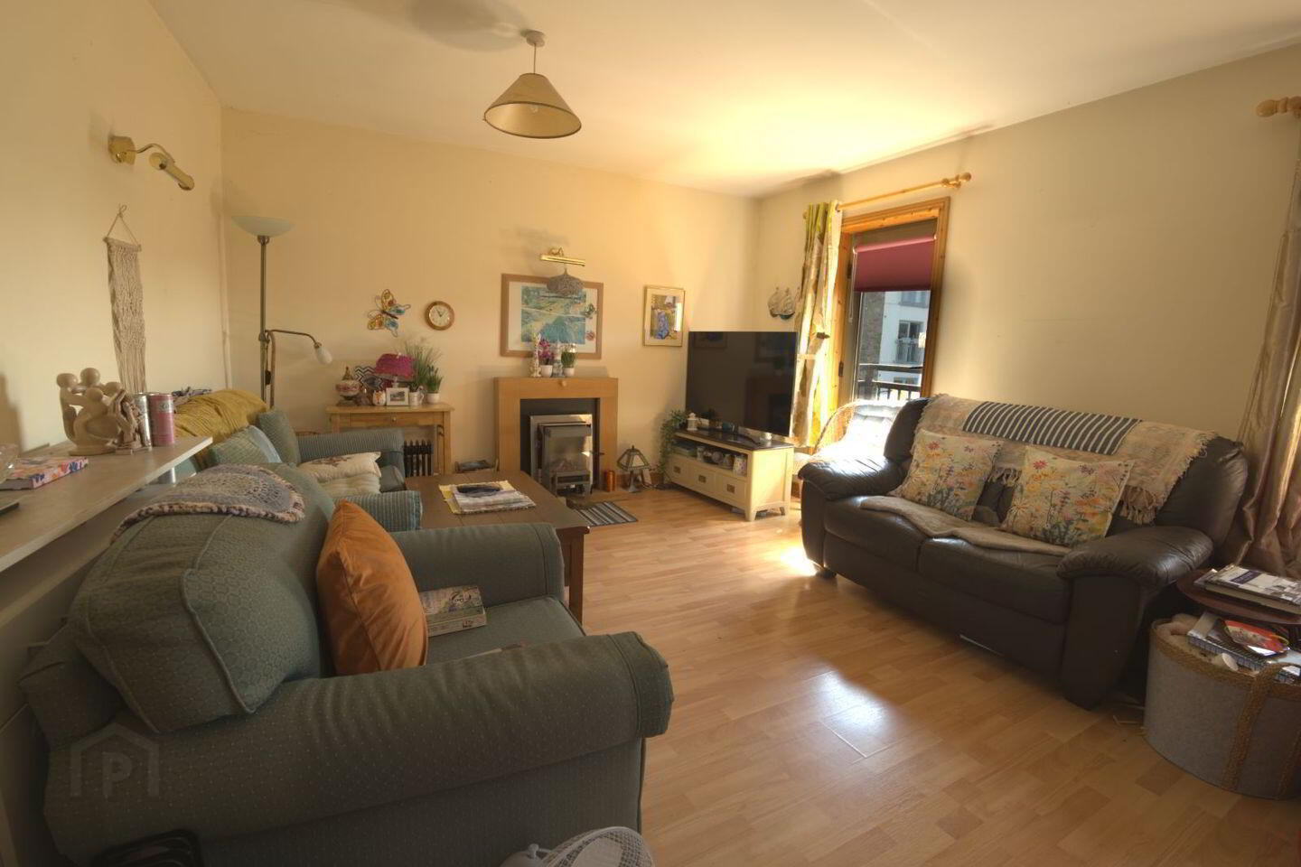 Apartment 9 Brown's Court 3 of 7