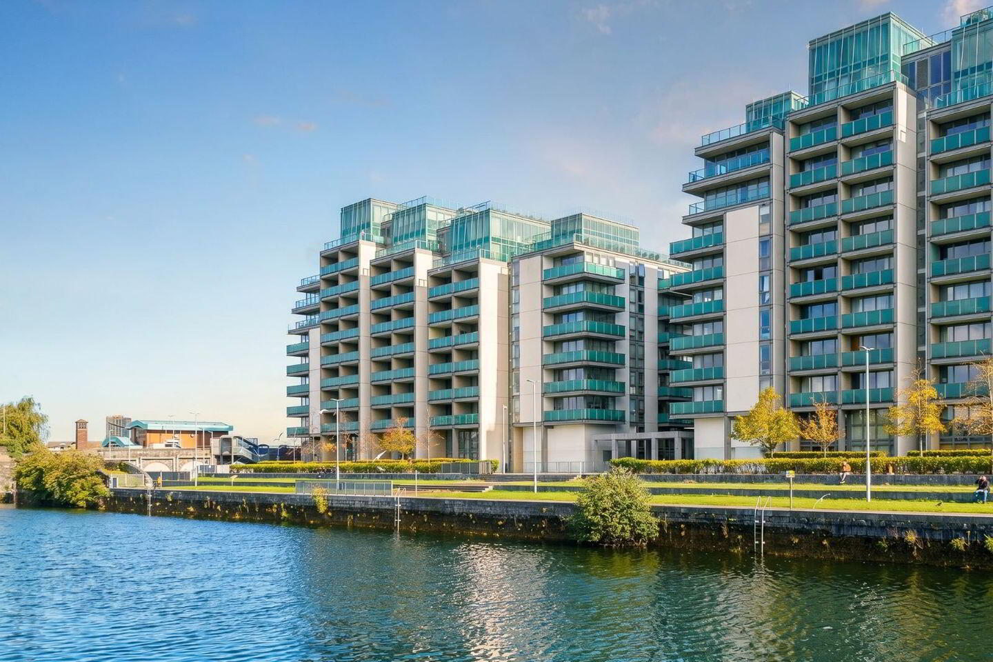 Apartment 12 Kirkpatrick House Spencer Dock 1 of 22