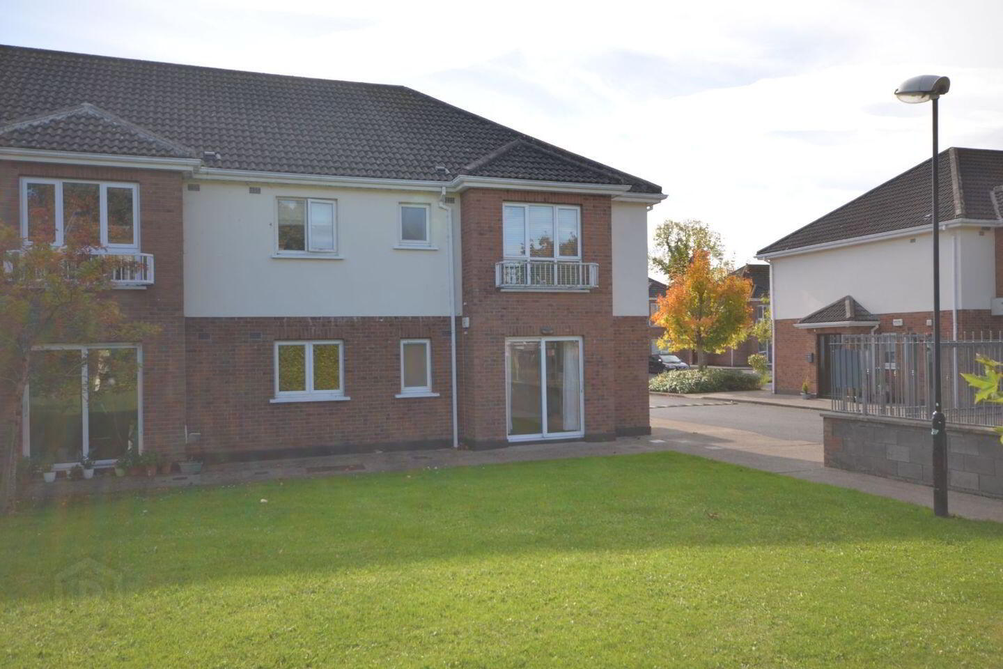 37 Rochford Park 17 of 17