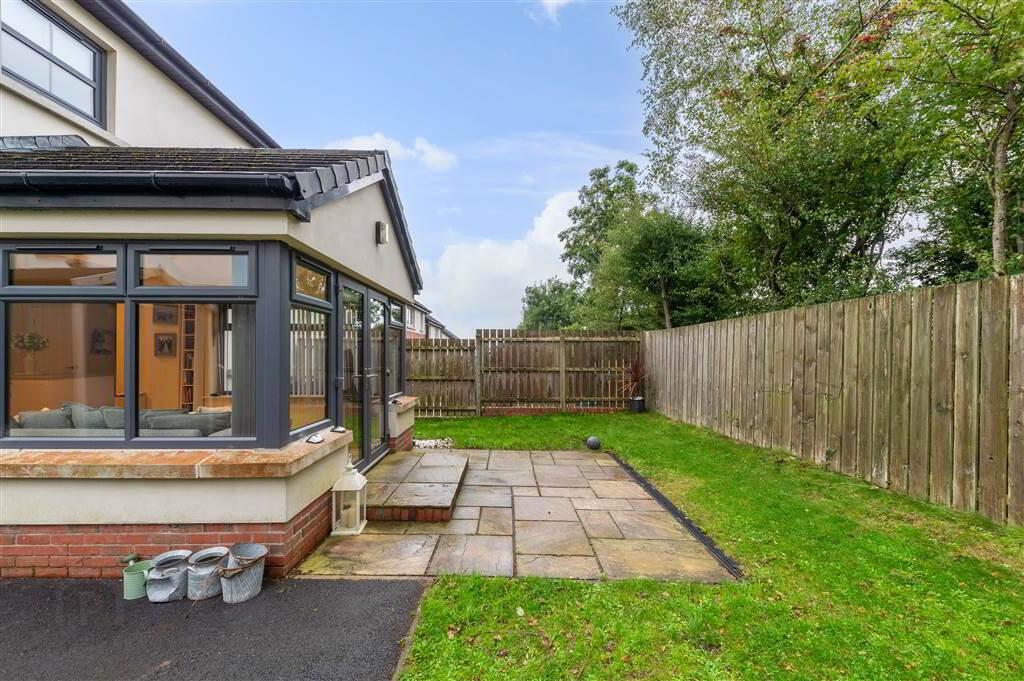 17 Bracken Hill Square 40 of 41