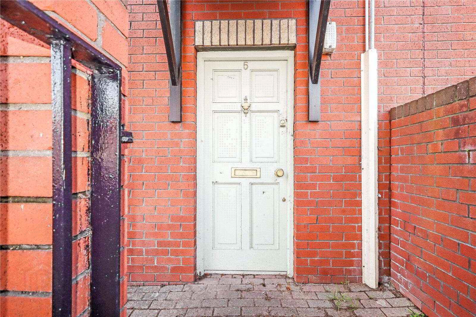 5 Lisfaddan Place 2 of 8