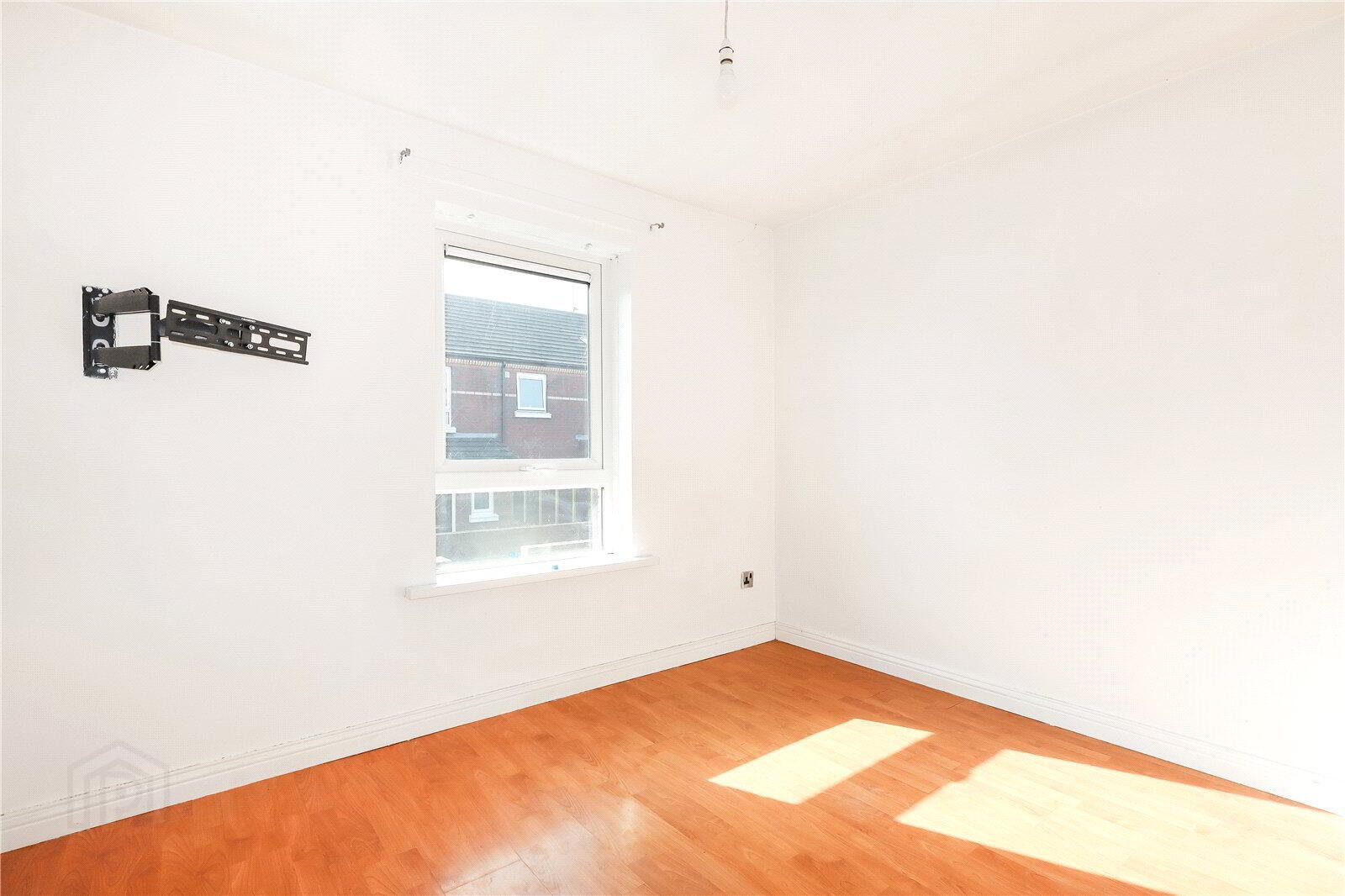 5 Lisfaddan Place 7 of 8