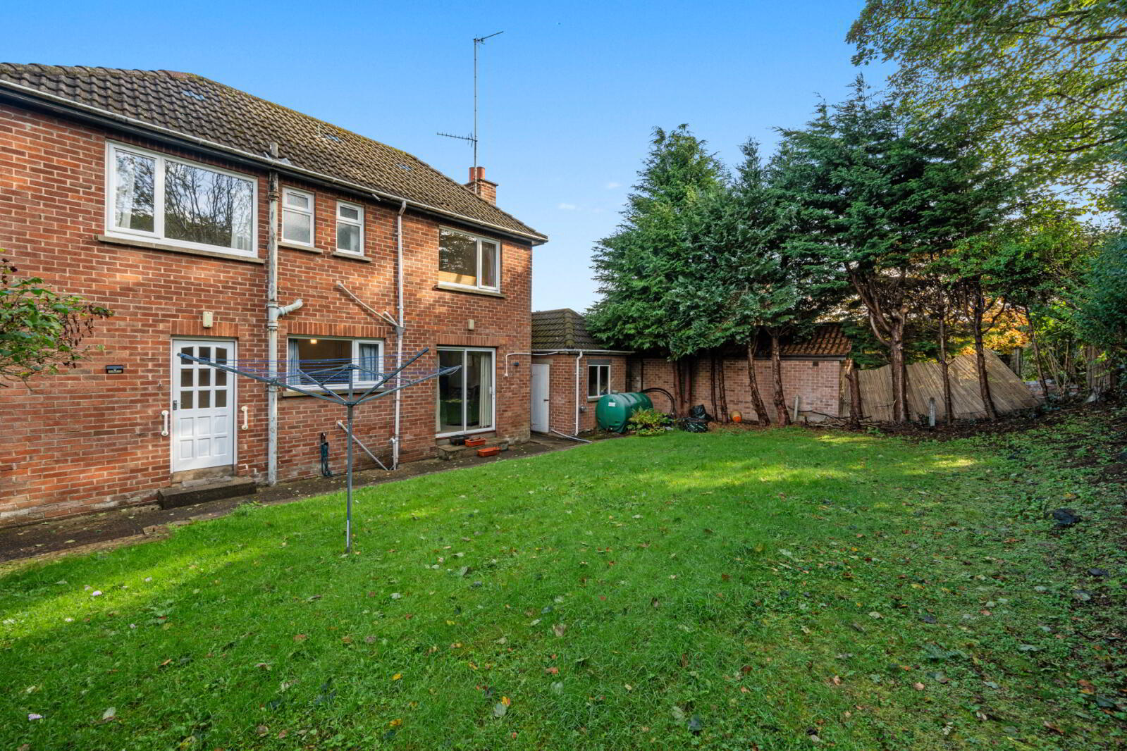 39 Bladon Drive 20 of 21