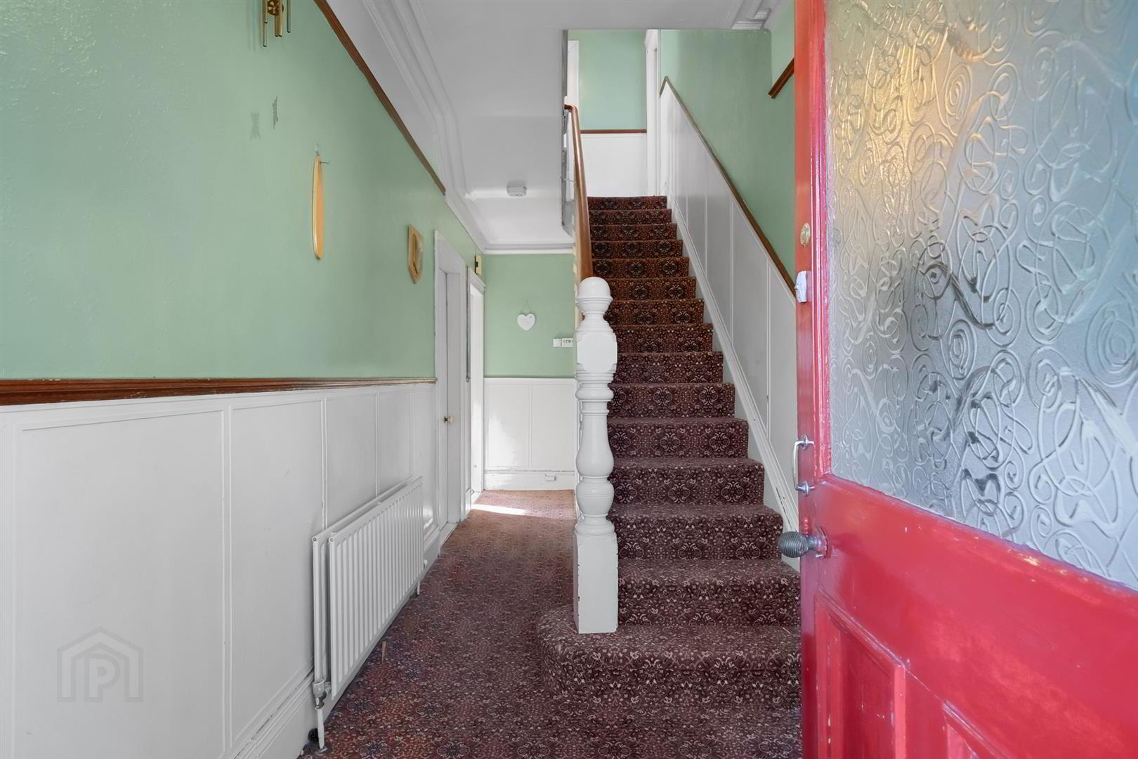 14 Fruithill Park 3 of 42