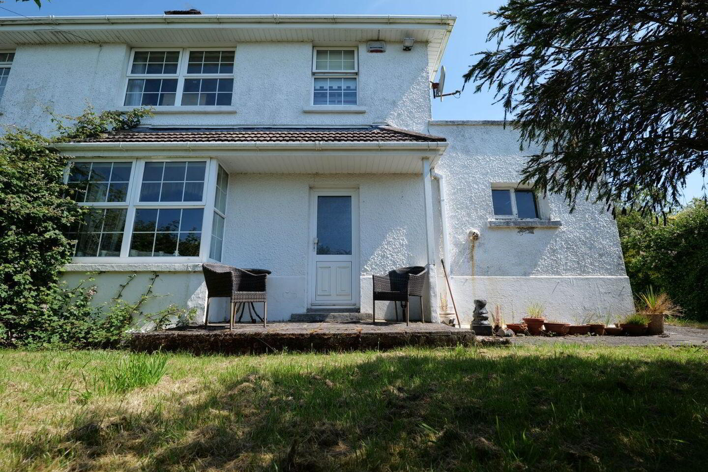 Glenthorne, 17 Seafield Estate 1 of 15