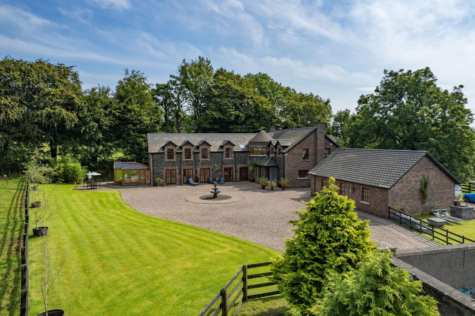 The Brae, 12 Glenhead Road 3 of 52