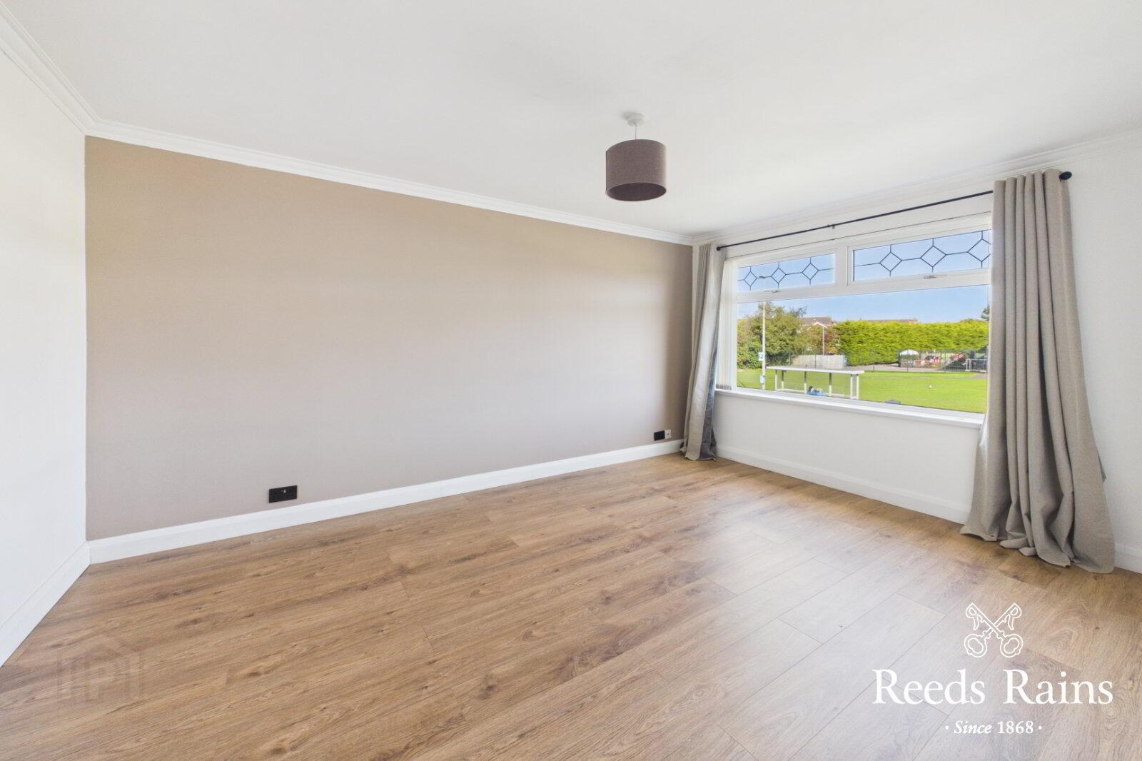 14A Ashbury Avenue 3 of 11