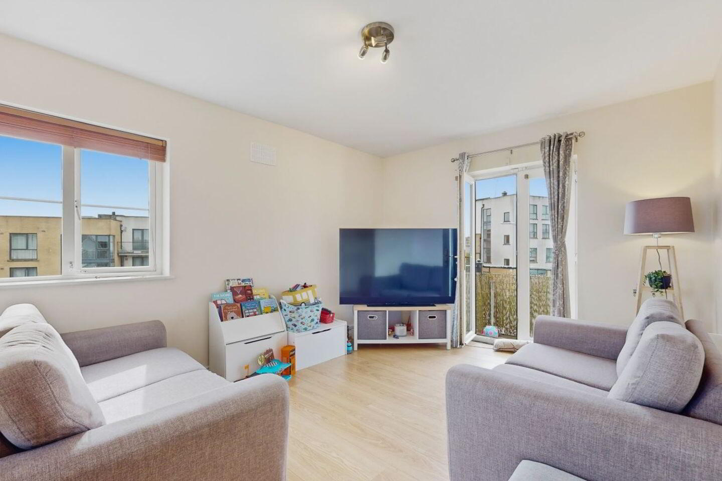 Apartment 57 Trimleston 1 of 24
