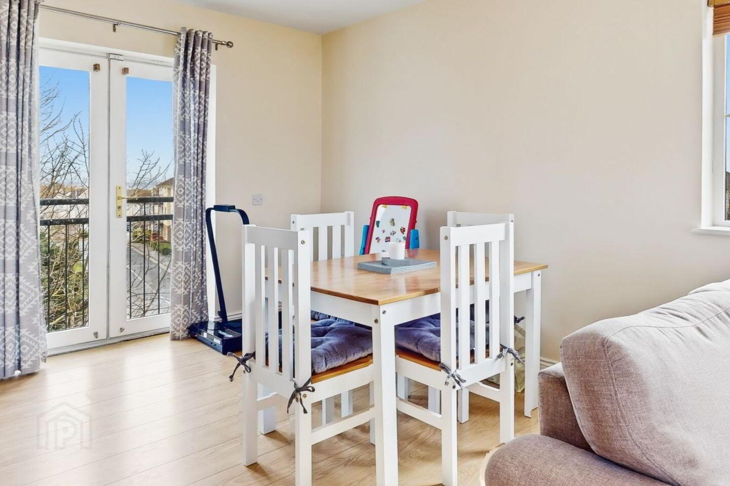 Apartment 57 Trimleston 3 of 24