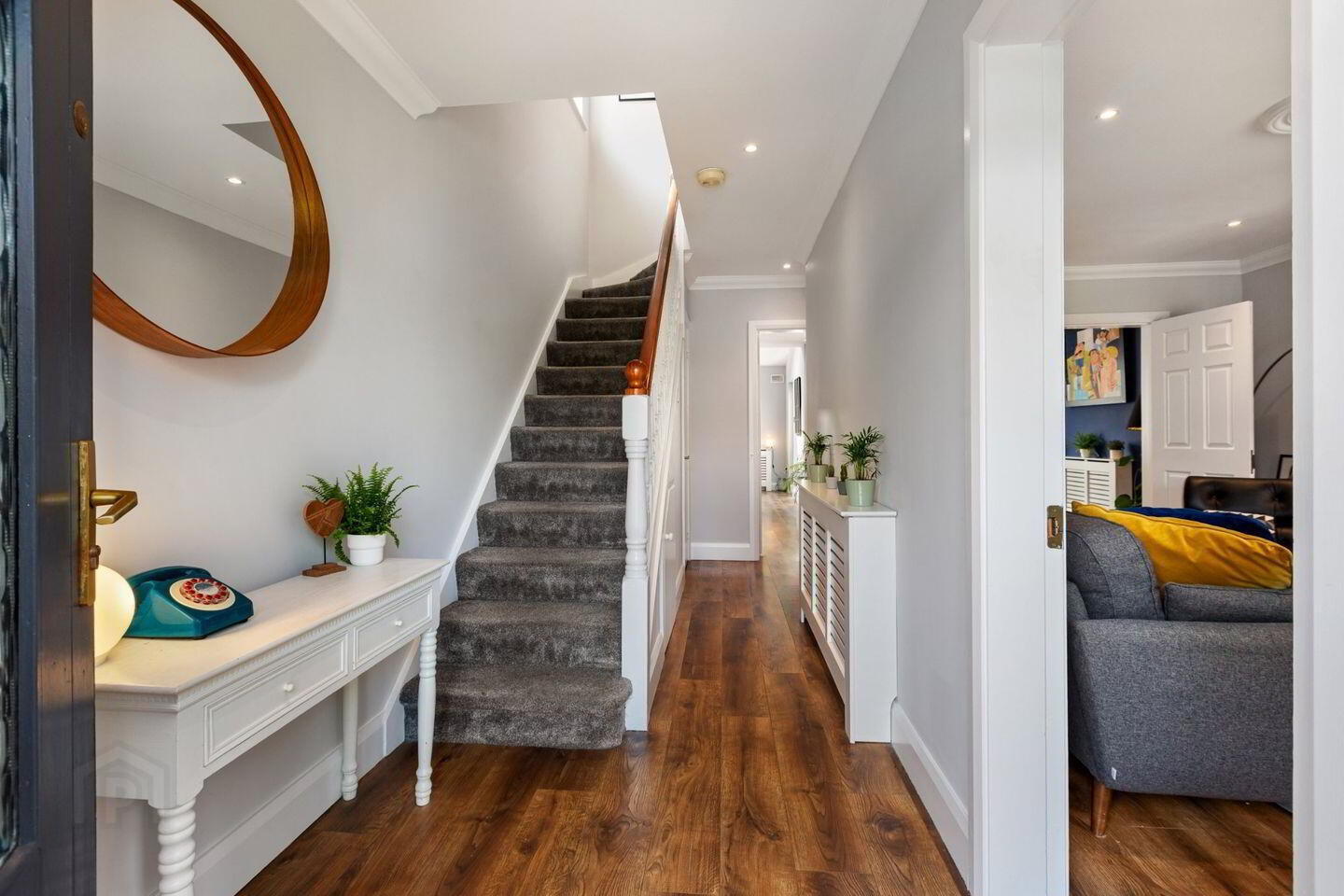8 Woodstown Lane 2 of 18
