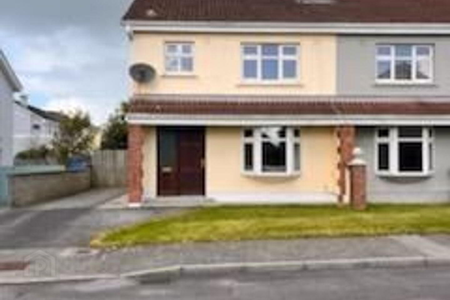 30 Gold Cave Crescent 1 of 11