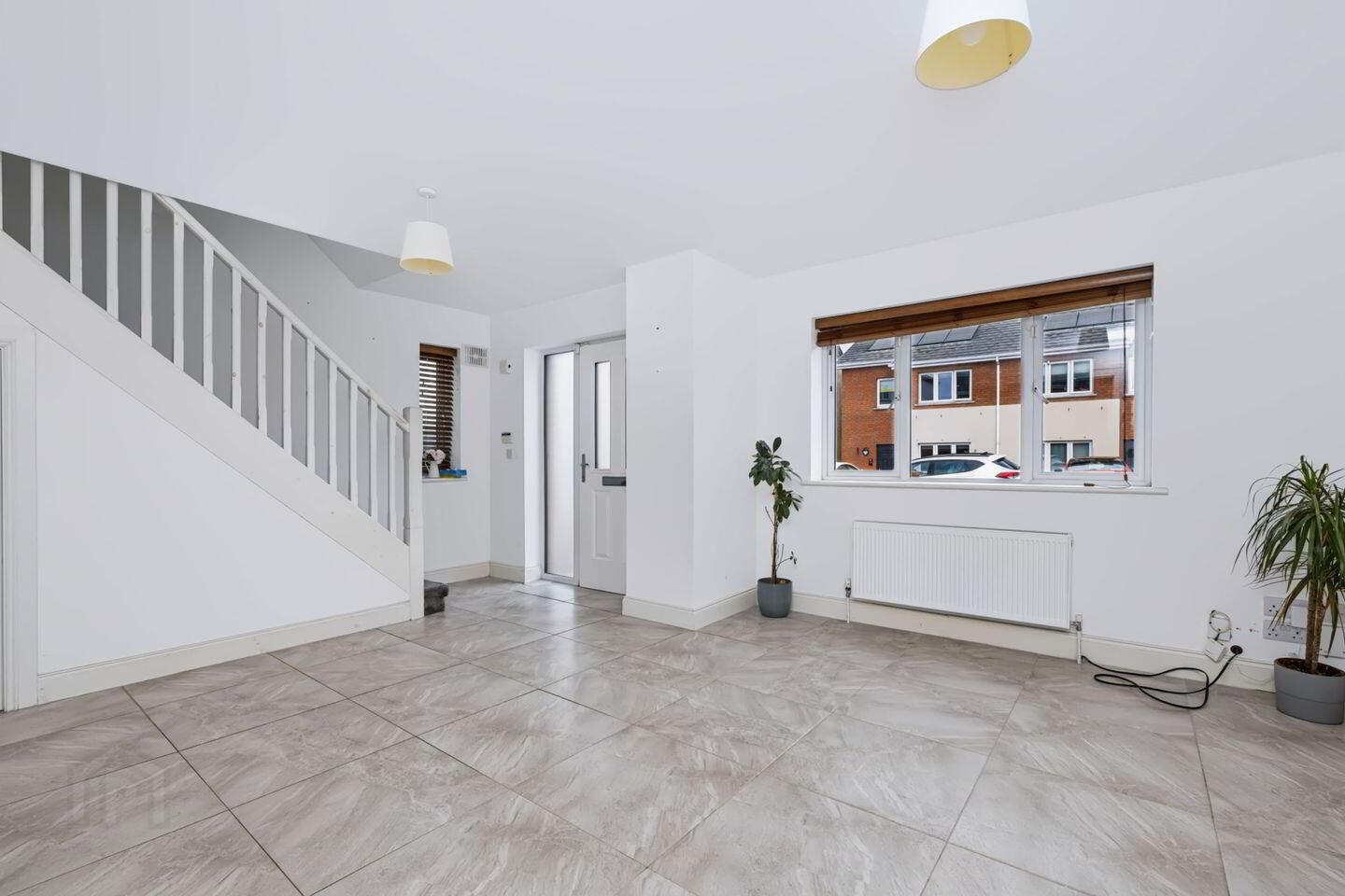 33 Hampton Garden Avenue 2 of 24