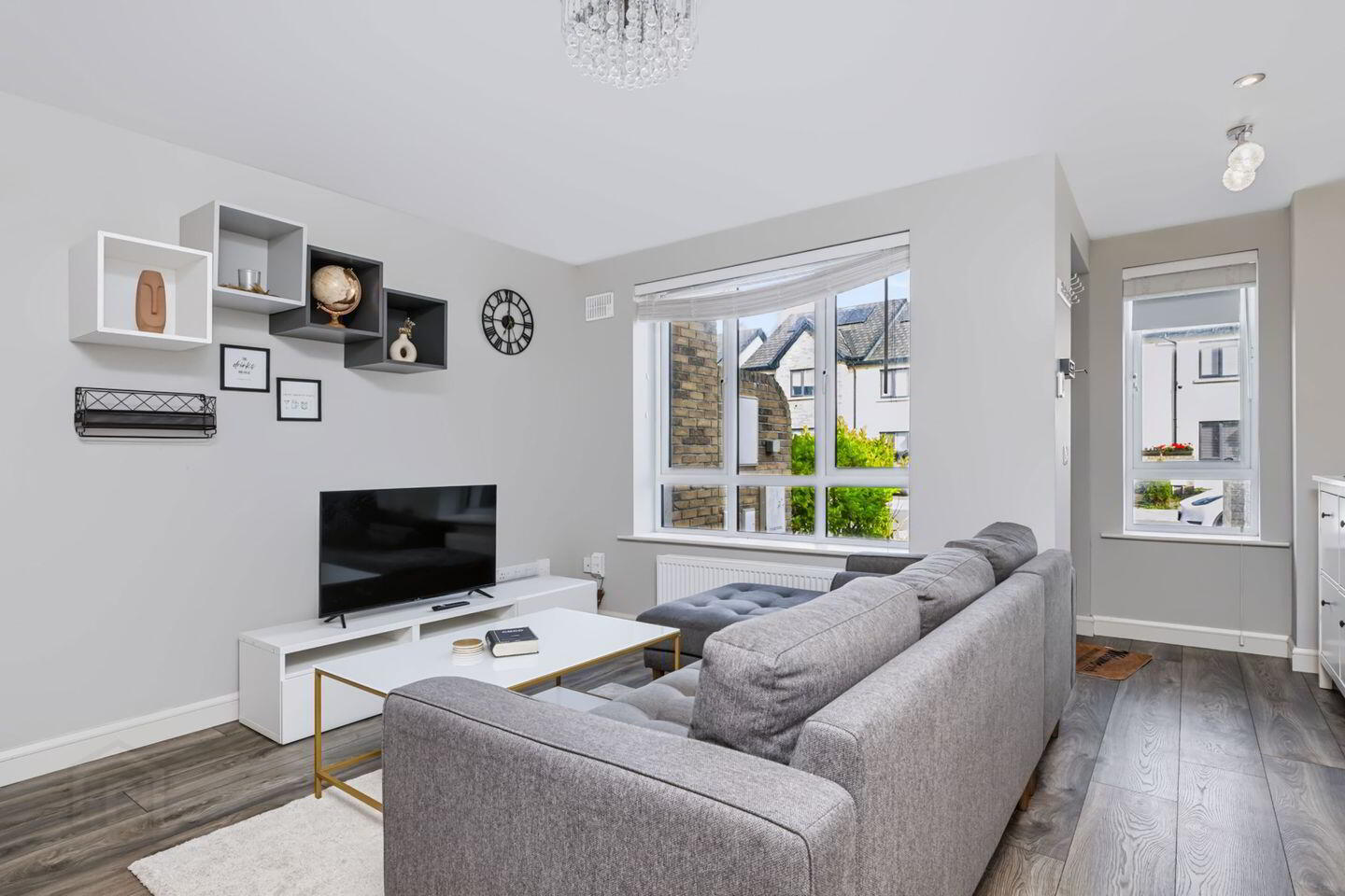 42 Taylor Hill Grange 2 of 18