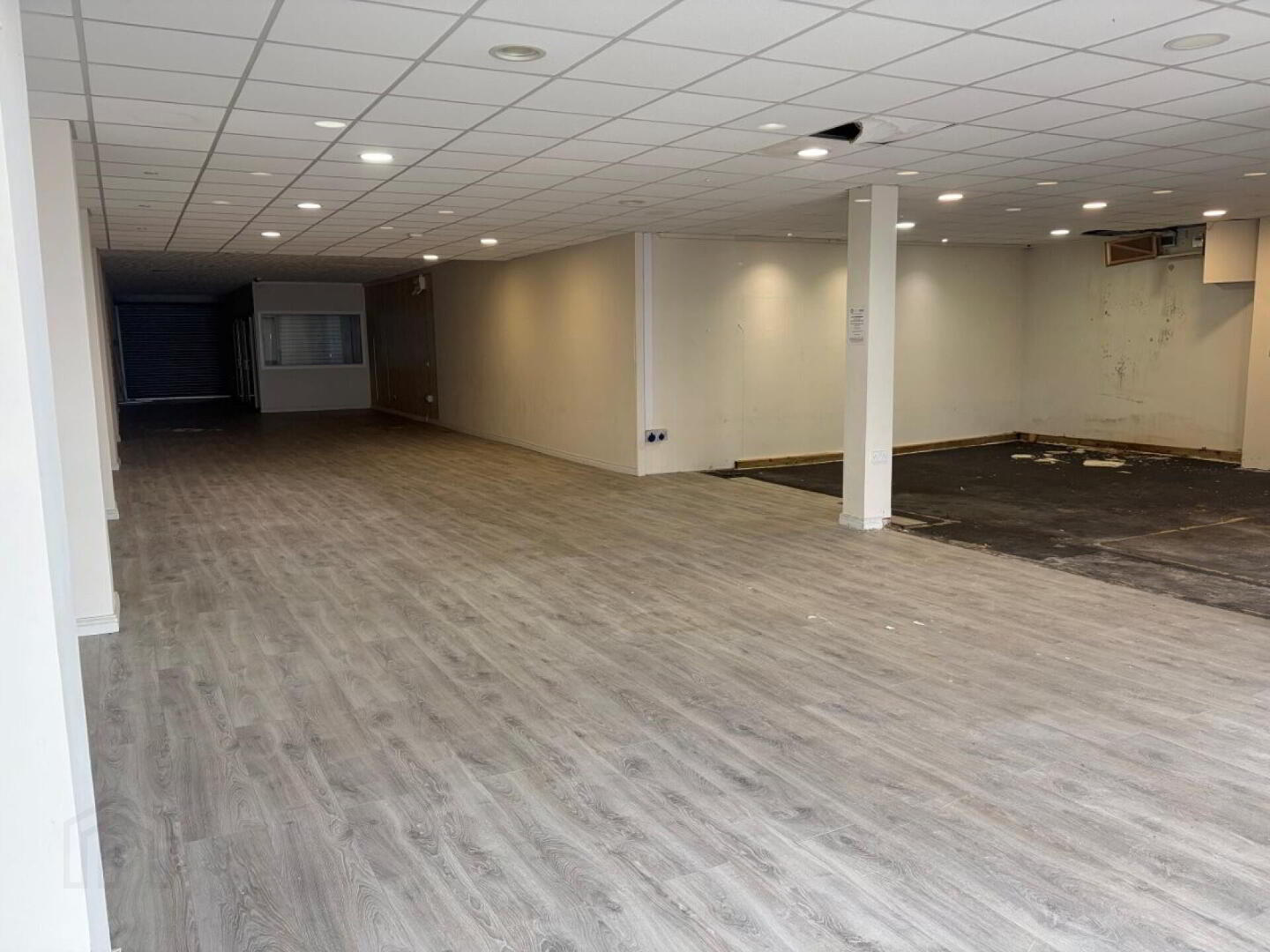 7 Unit 6+ Logans Complex, 235 Frosses Road 2 of 9