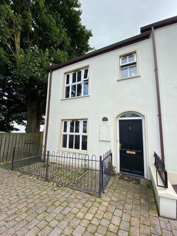 12 Village Court 1 of 9