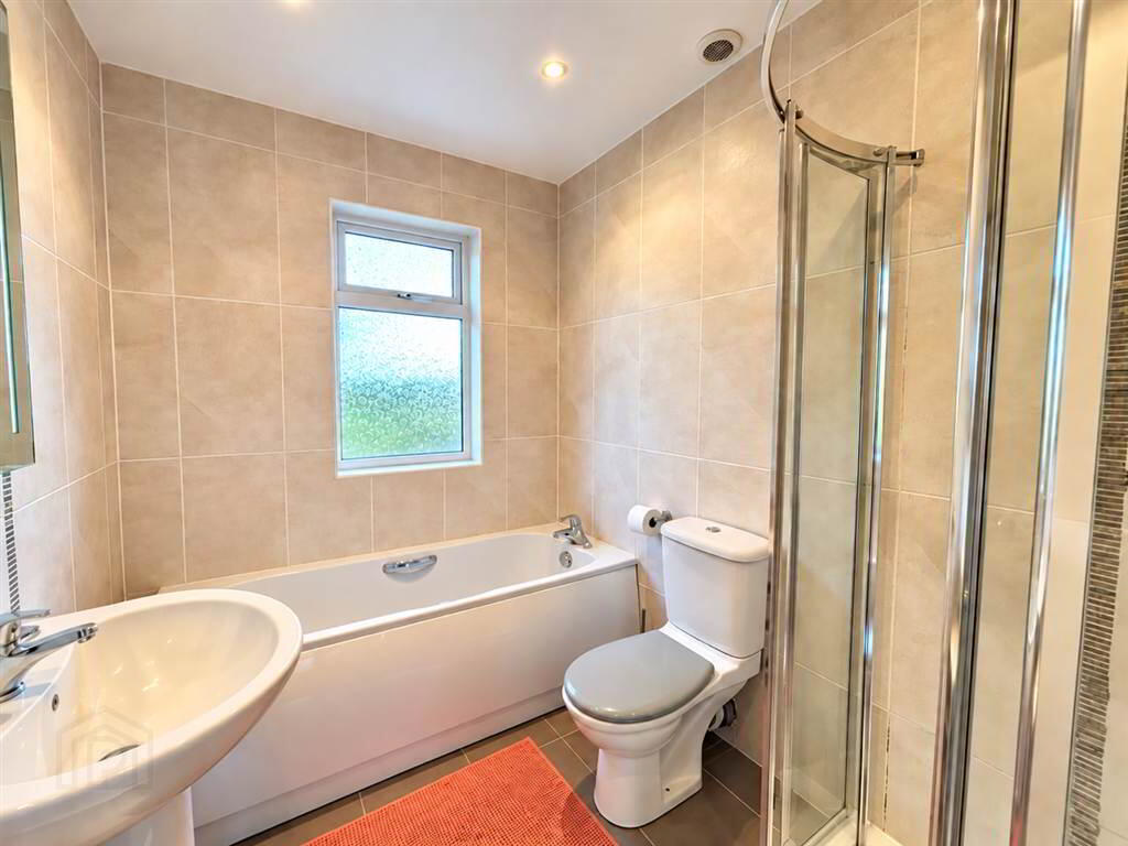 6 Beaufort Avenue 8 of 9
